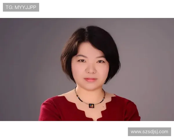 吴芳专访：从职业选手到游戏评论员的英雄联盟成长之路